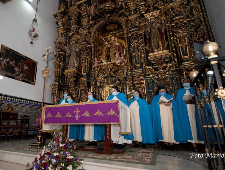 Viacrucis en las Concepcionistas de Lebrija