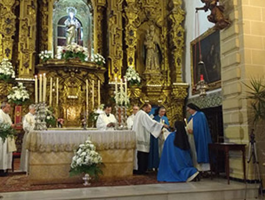 ".....DAD GRACIAS AL SE\u00d1OR PORQUE ES BUENO; PORQUE ES ETERNA SU MISERICORDIA......"