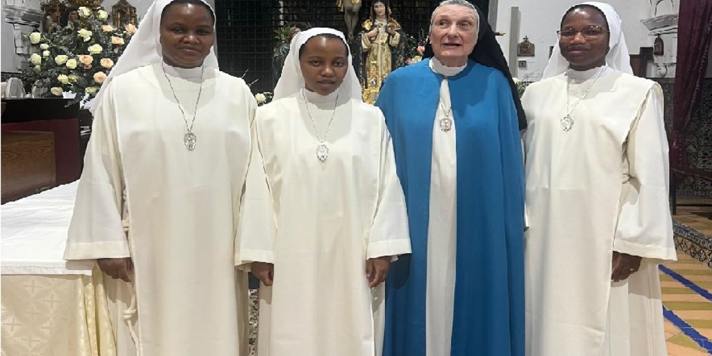 A PARTIR DE AHORA OS LLAMAREÍS SOR JUDIT DE LA STMA TRINIDAD, SOR REGINA Y SOR INMACULADA DE SAGRADO CORAZÓN DE JESÚS.