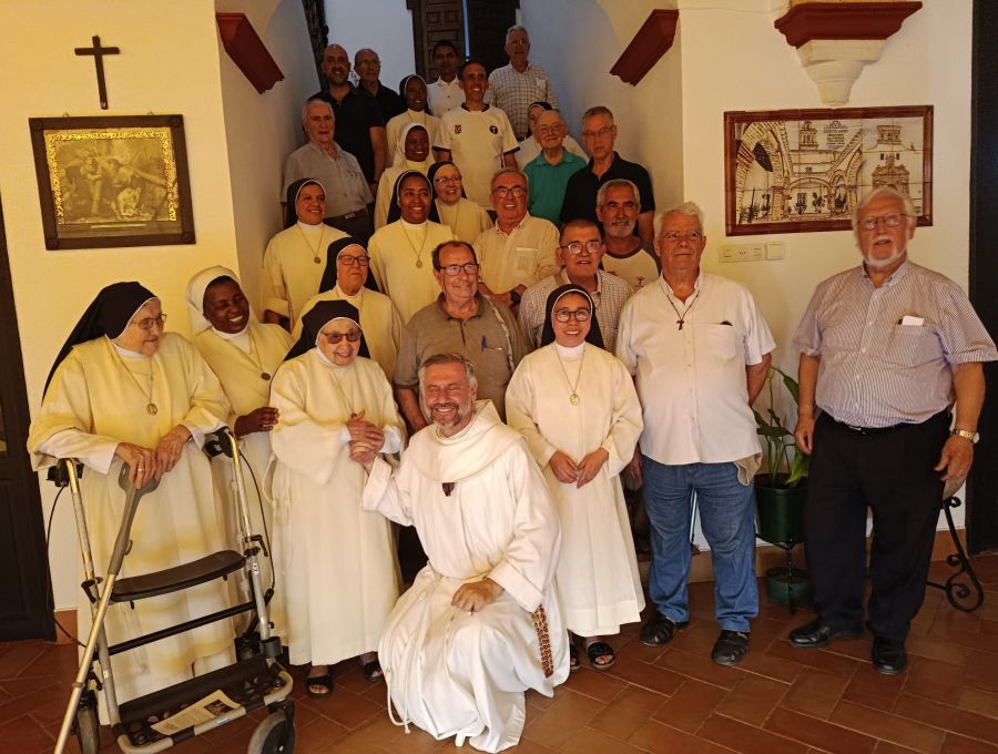 ENCUENTRO- CONVIVENCIA  FRANCISCANOS Y CONCEPCIONISTAS.