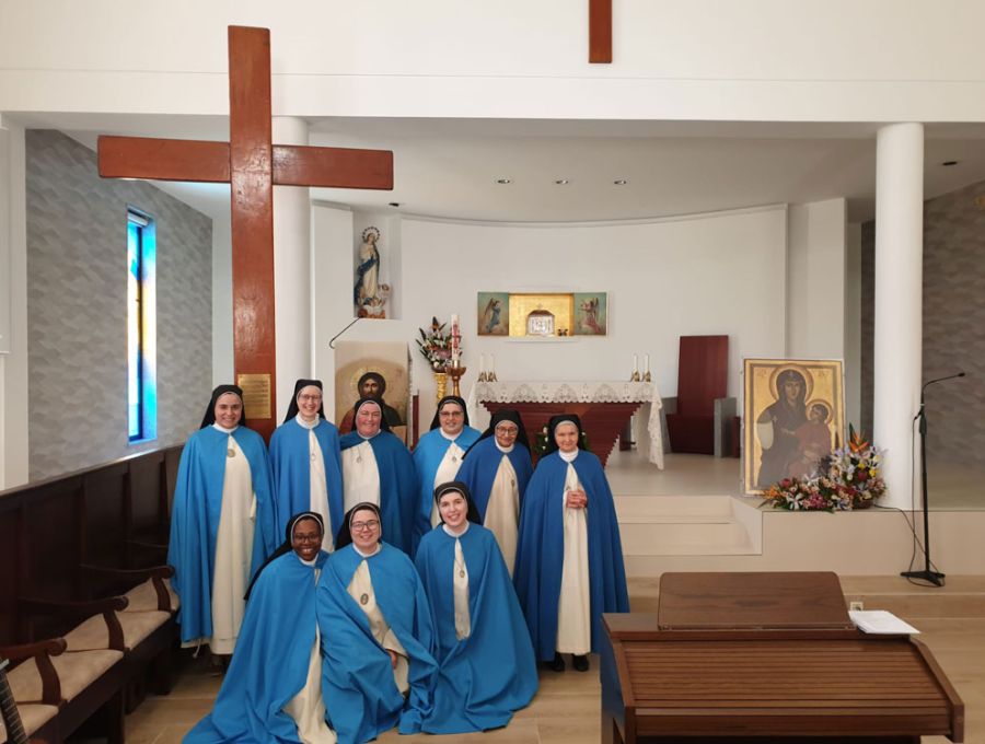 La Cruz y el Icono de la JMJ en la Comunidad de Viseu