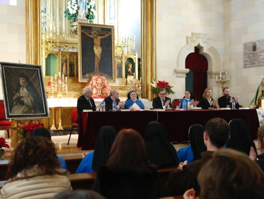 PRESENTACIÓN DEL NUEVO LIBRO DE LA M. PATROCINIO